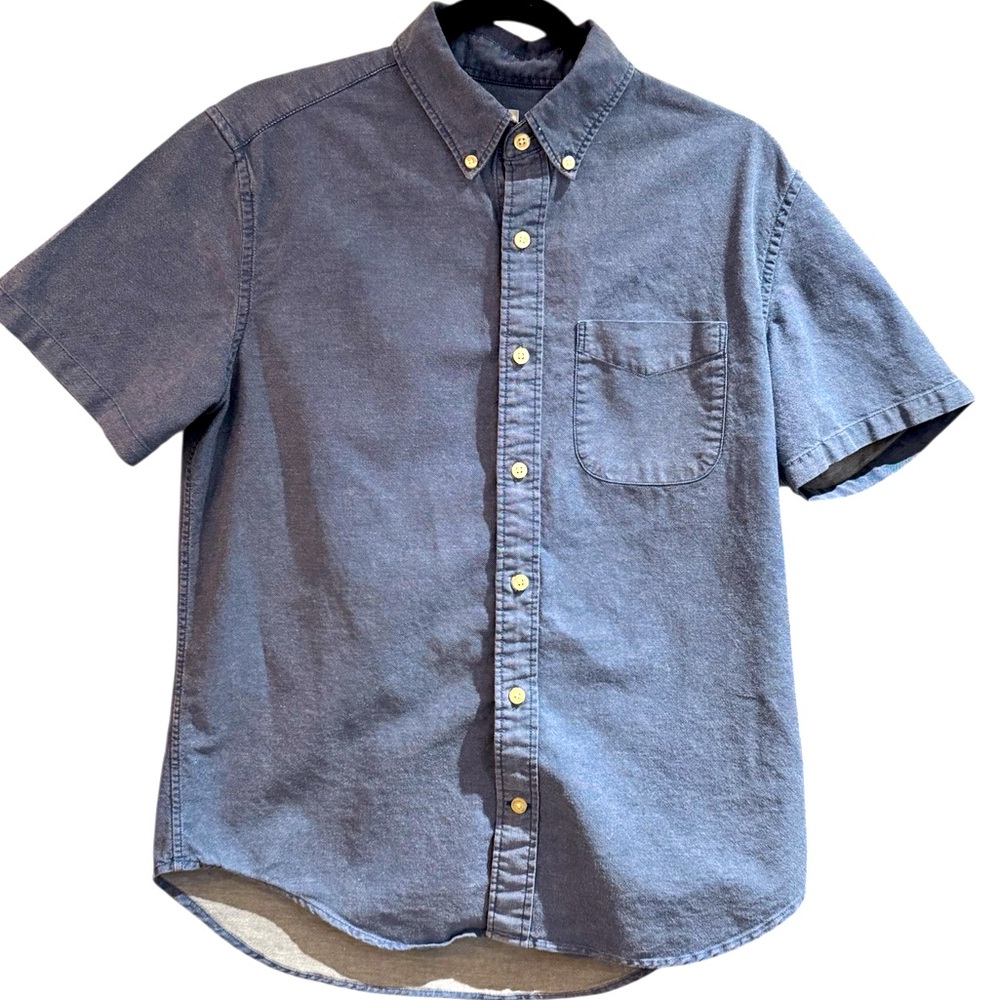 GAP Blue Casual Short Sleeve Button Down Shirt with Tailored Fit, Men's S - Picture 2 of 8